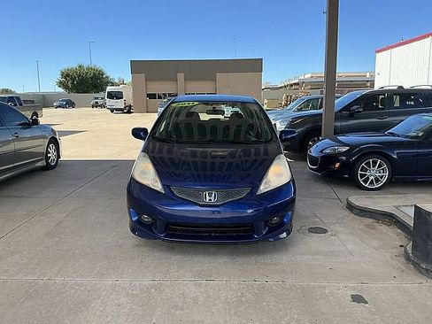 Used 2011 Honda Fit Sport image 2