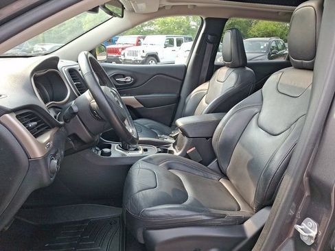 Certified 2018 Jeep Cherokee Limited AWD/4WD image 17