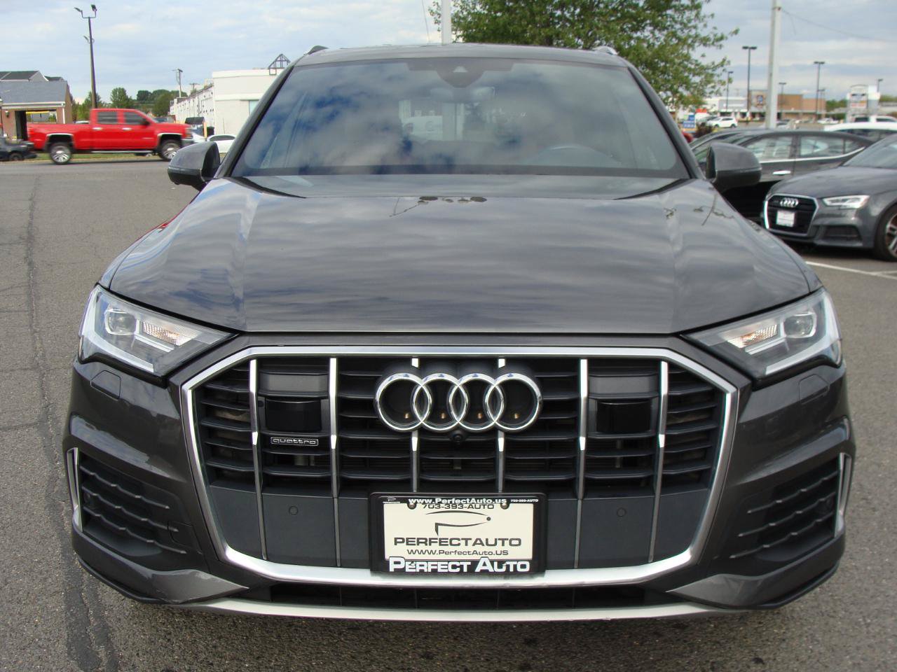 Used 2024 Audi Q7 2.0T Premium AWD/4WD image 2