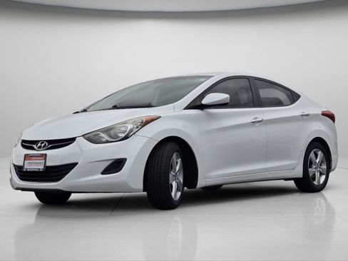 Used 2013 Hyundai Elantra GLS image 14
