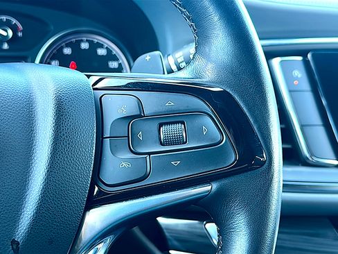 Used 2024 Buick Enclave Essence w/ Sport Touring Edition image 29