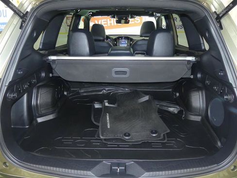 Used 2025 Subaru Forester Limited AWD/4WD image 28