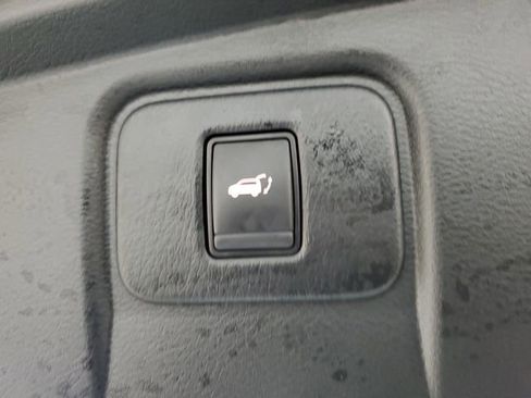 Used 2020 Nissan Murano SL w/ Moonroof Package image 10