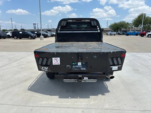 Used 2025 Chevrolet Silverado 2500 Custom w/ Custom Convenience Package AWD/4WD image 4