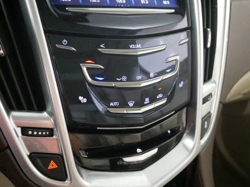 Used 2015 Cadillac SRX Luxury w/ Driver Awareness Package AWD/4WD image 23