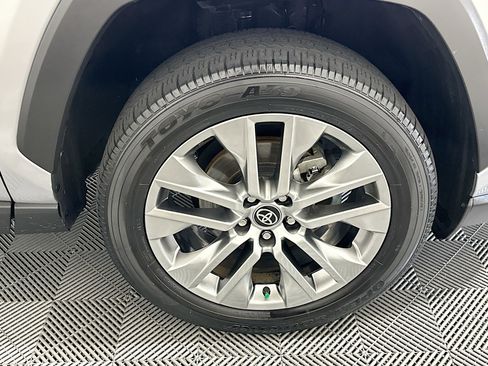Used 2024 Toyota RAV4 XLE Premium image 11