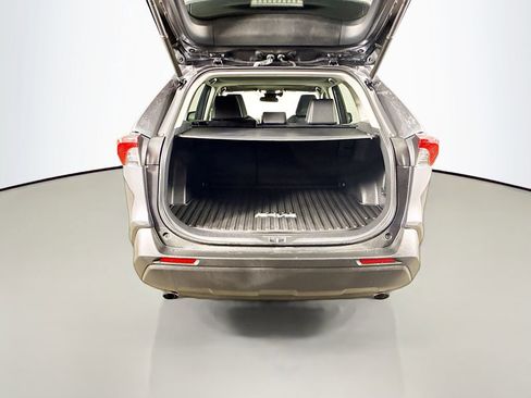 Used 2023 Toyota RAV4 XLE Premium FWD image 19