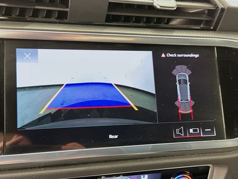 Used 2023 Audi Q3 2.0T Premium image 22