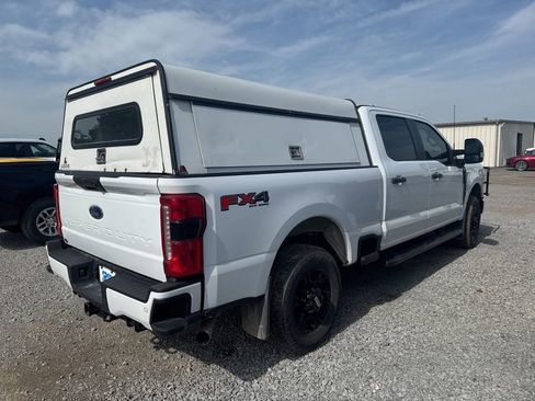 Used 2023 Ford F250 XL w/ STX Appearance Package AWD/4WD image 4