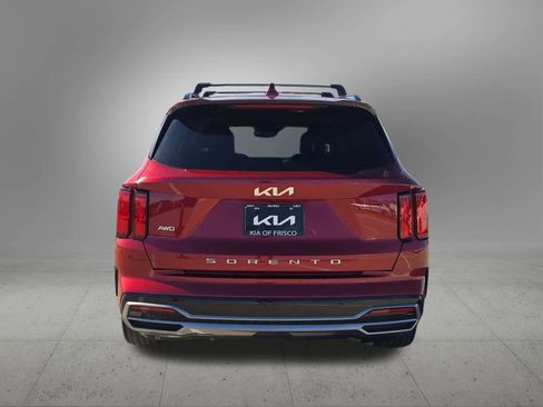 Certified 2022 Kia Sorento SX image 5
