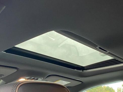 Certified 2025 GMC Canyon Denali image 25