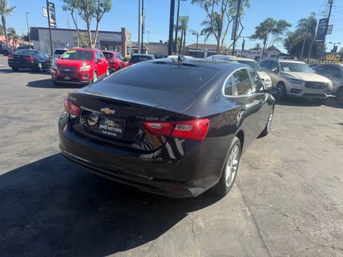 Used 2016 Chevrolet Malibu LT FWD image 3