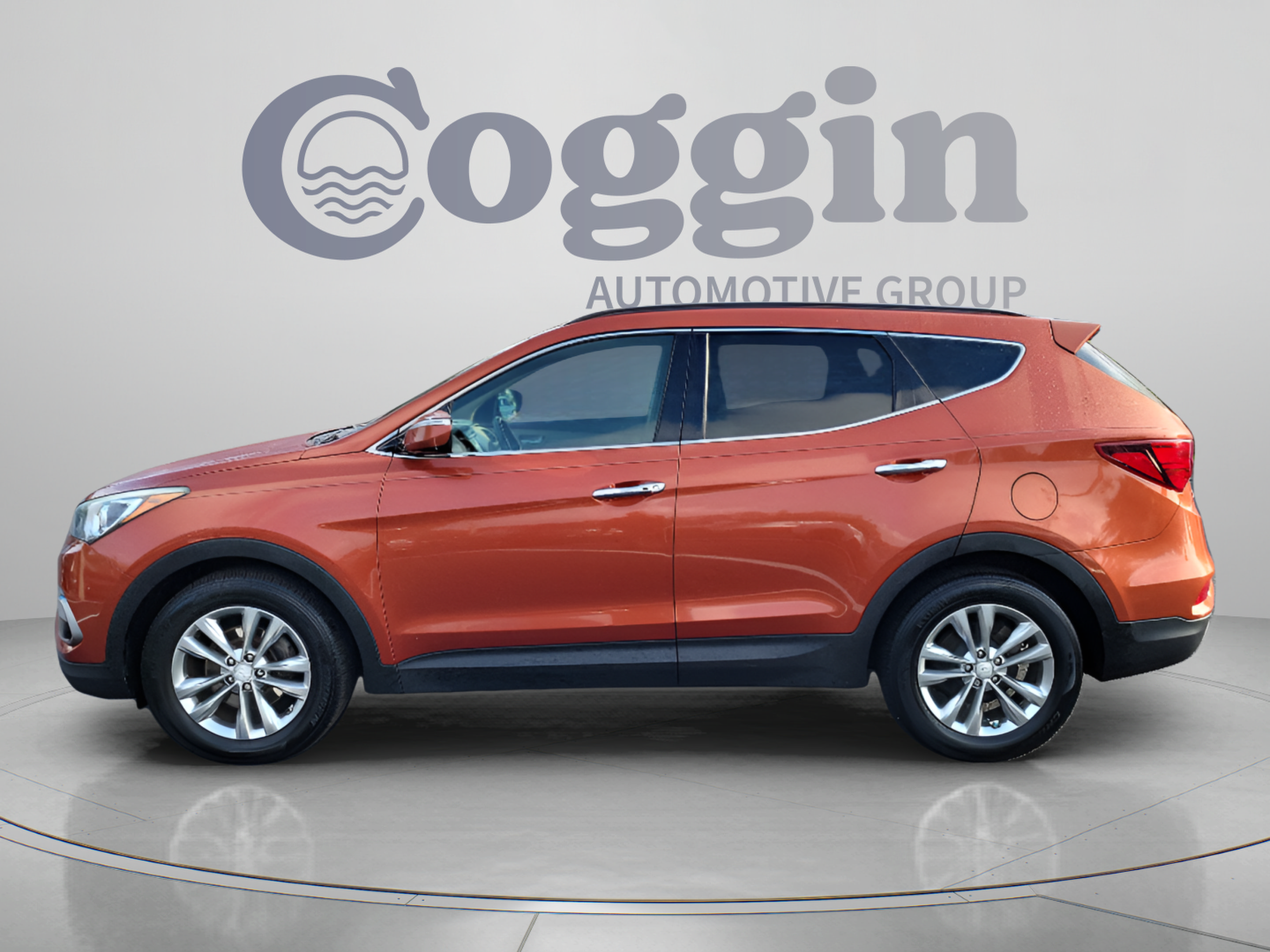 Used 2017 Hyundai Santa Fe Sport 2.0T w/ Cargo Package AWD/4WD image 2