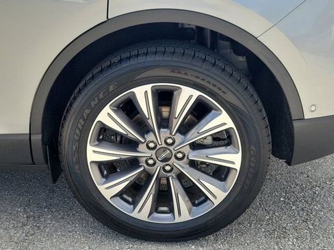 Used 2022 Lincoln Corsair Reserve w/ Luxury Package AWD/4WD image 10