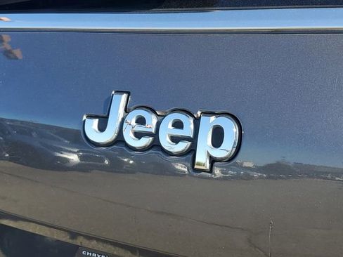 Certified 2022 Jeep Grand Cherokee L Limited image 10