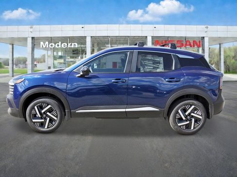 New 2026 Nissan Kicks SV w/ Cold Weather Package FWD image 2