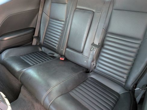 Used 2009 Dodge Challenger R/T RWD image 21