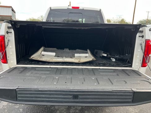 Used 2016 Ford F150 Platinum w/ Equipment Group 701A Luxury image 34