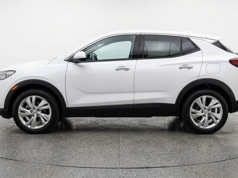 Used 2025 Buick Encore GX Preferred FWD image 5