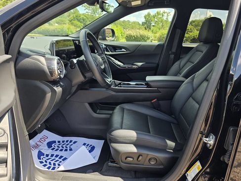 Used 2025 Chevrolet Equinox LT w/ Convenience Package II FWD image 22