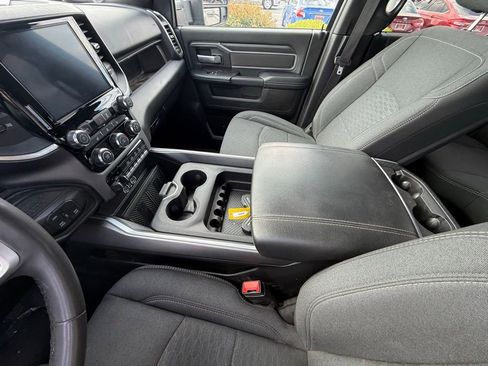 Used 2025 RAM 3500 Big Horn AWD/4WD image 22