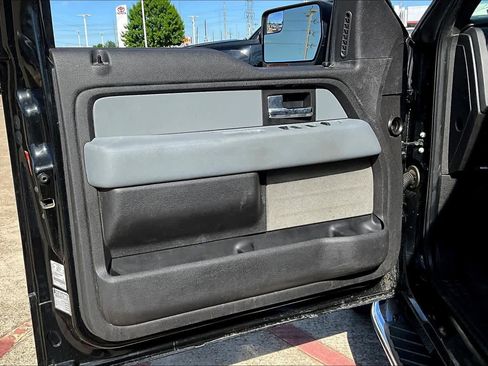 Used 2012 Ford F150 XLT w/ XLT Chrome Pkg image 21