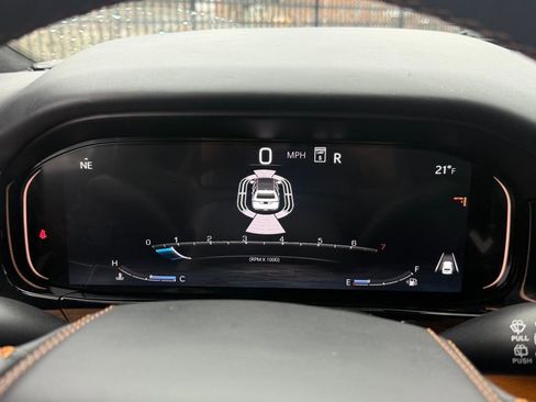 Used 2022 Jeep Grand Wagoneer Series III image 24