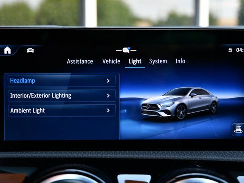Used 2025 Mercedes-Benz CLA 250 4MATIC image 22