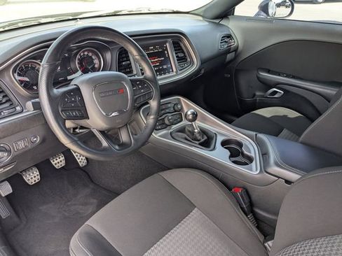 Used 2022 Dodge Challenger R/T Scat Pack w/ Driver Convenience Group RWD image 11