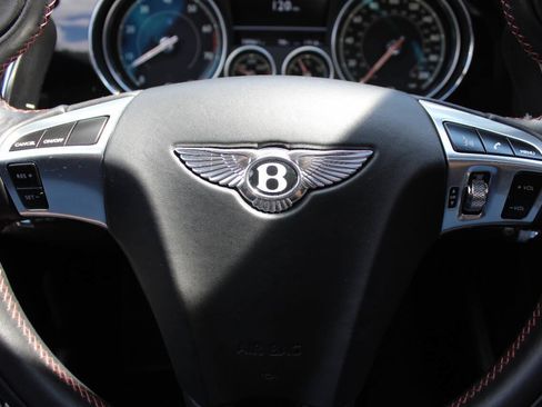 Used 2018 Bentley Flying Spur S V8 AWD/4WD image 11