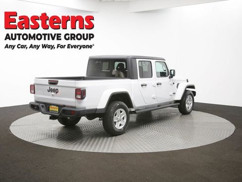 Used 2023 Jeep Gladiator Sport image 41