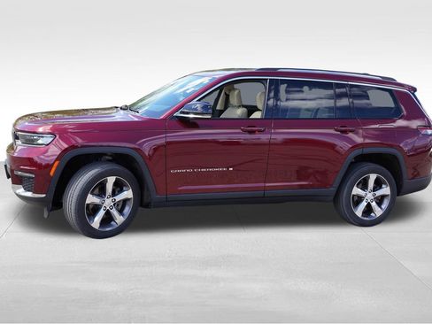 Certified 2022 Jeep Grand Cherokee L Limited AWD/4WD image 10