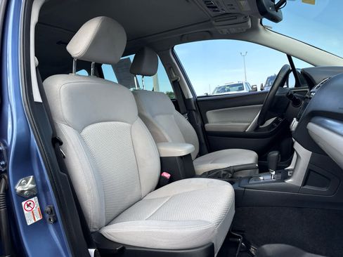 Used 2017 Subaru Forester 2.5i Premium AWD/4WD image 24