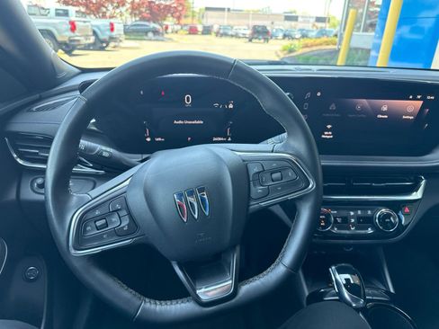 Used 2024 Buick Envista Sport Touring w/ Convenience I Package FWD image 20