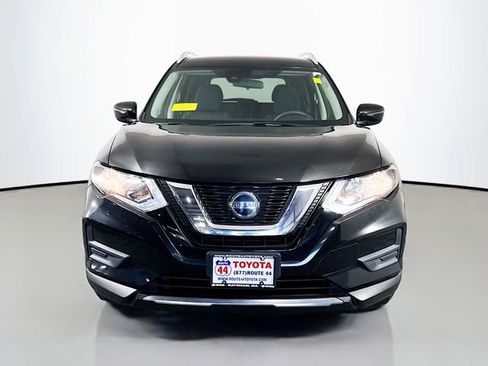 Used 2019 Nissan Rogue SV AWD/4WD image 11