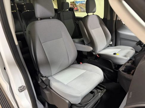 Used 2019 Ford Transit 150 XLT RWD image 35