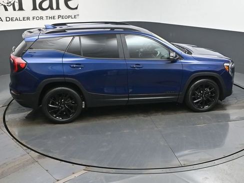 Used 2023 GMC Terrain SLE w/ Driver Convenience Package FWD image 39