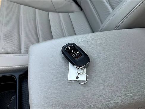 Used 2023 Honda CR-V EX-L image 36