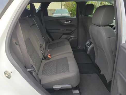 Used 2019 Chevrolet Blazer LT image 12