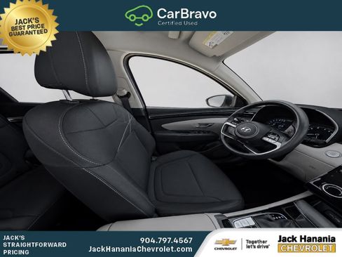 Used 2022 Hyundai Tucson SEL FWD image 9