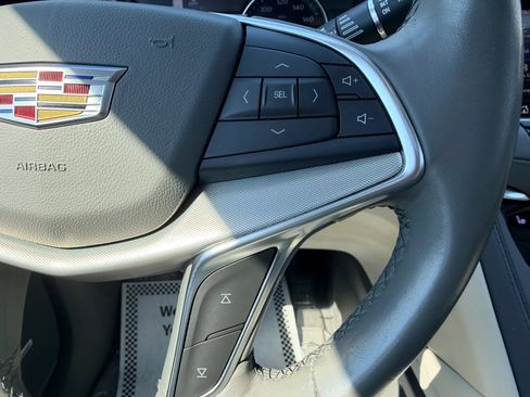 Used 2024 Cadillac XT5 Premium Luxury AWD/4WD image 15