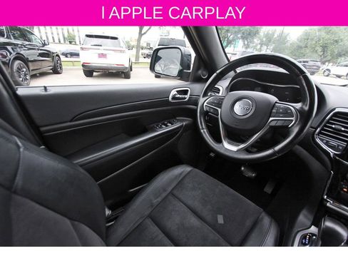 Used 2020 Jeep Grand Cherokee Altitude RWD image 9
