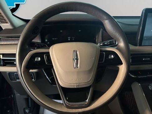 Used 2023 Lincoln Aviator Reserve w/ Equipment Group 201A image 13