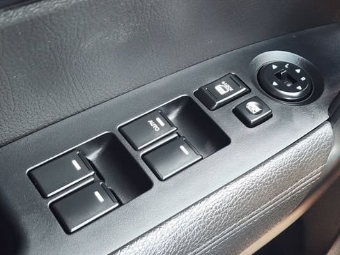 Used 2011 Kia Sorento EX FWD image 27