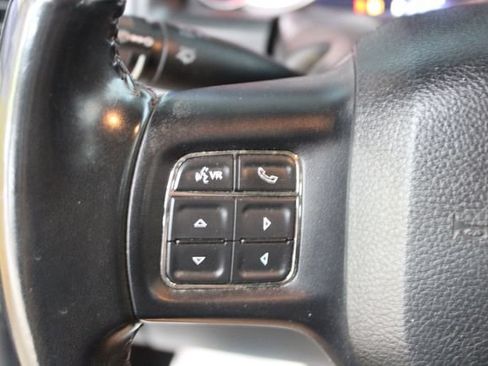 Used 2016 RAM 1500 Classic SLT w/ SLT Plus D←cor Group AWD/4WD image 16