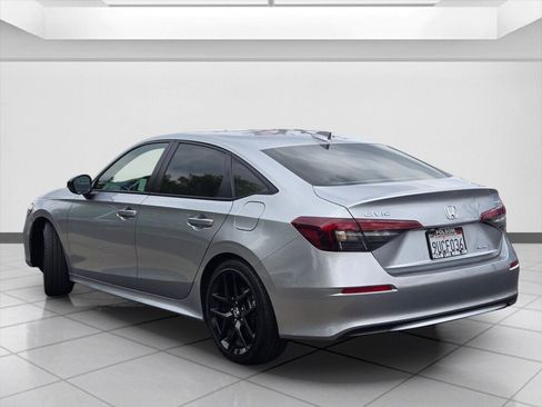 Certified 2025 Honda Civic Sport image 7