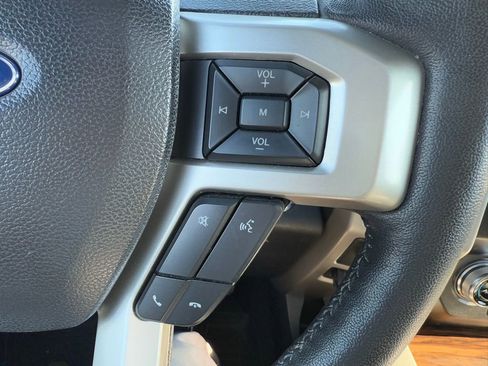 Used 2020 Ford F150 Lariat w/ Equipment Group 502A Luxury image 19