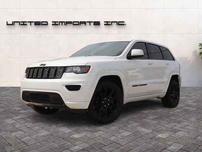 Used 2020 Jeep Grand Cherokee Altitude
