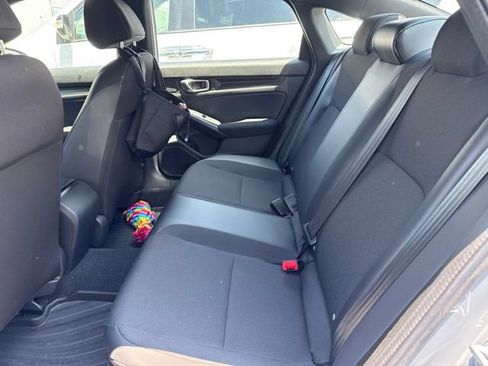Used 2023 Honda Civic Sport image 4
