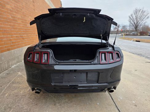 Used 2014 Ford Mustang GT image 10